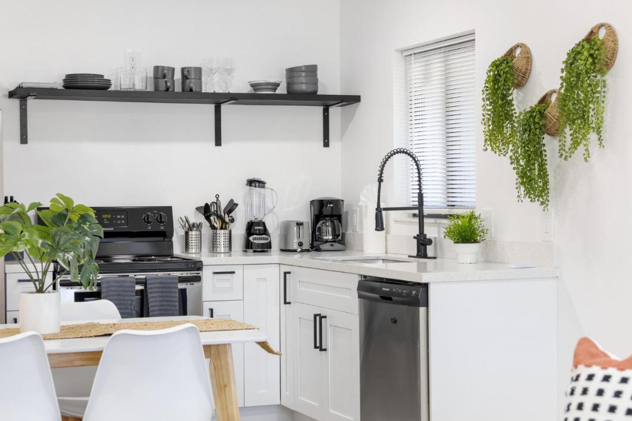 Alani Bay Designer Condos 포트 로더데일 외부 사진