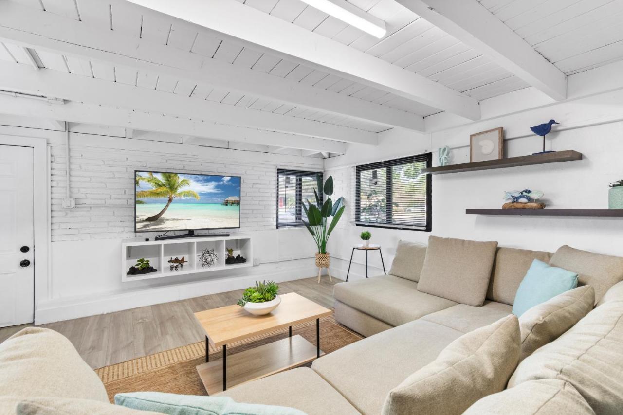 Alani Bay Designer Condos 포트 로더데일 외부 사진