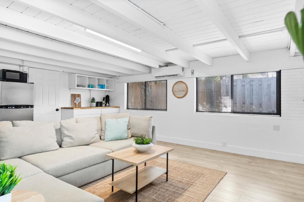 Alani Bay Designer Condos 포트 로더데일 외부 사진