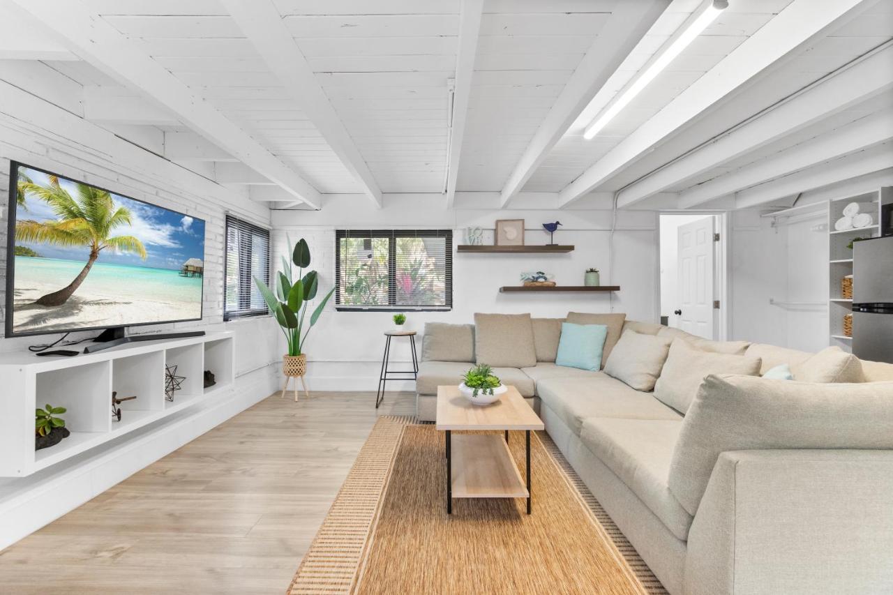 Alani Bay Designer Condos 포트 로더데일 외부 사진